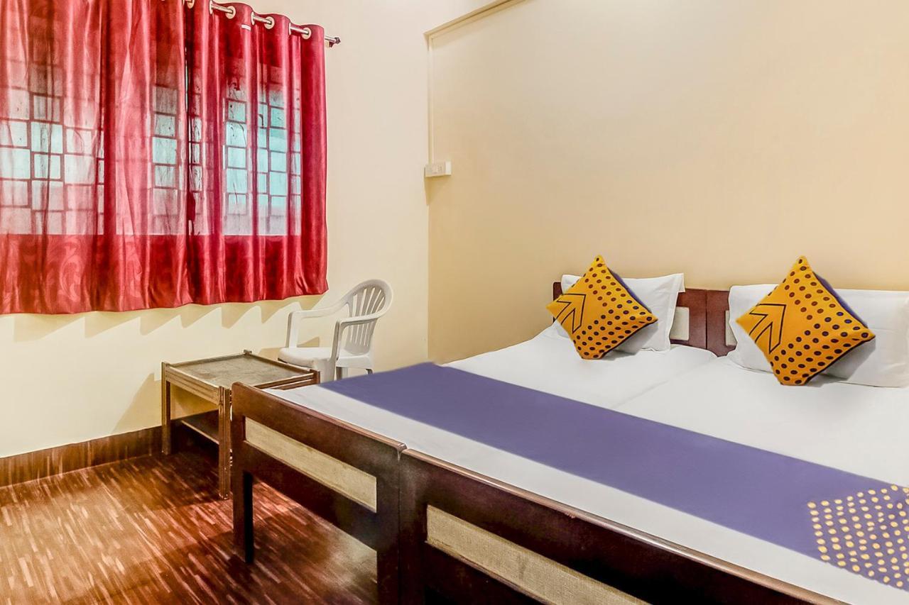 Hotel O New Ushakal Lodging & Boarding Nirmal  Екстер'єр фото