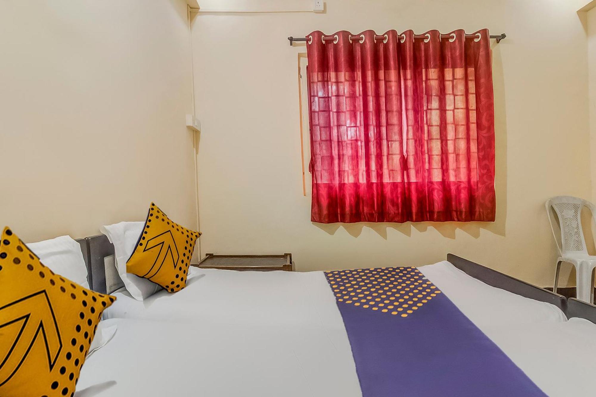 Hotel O New Ushakal Lodging & Boarding Nirmal  Екстер'єр фото